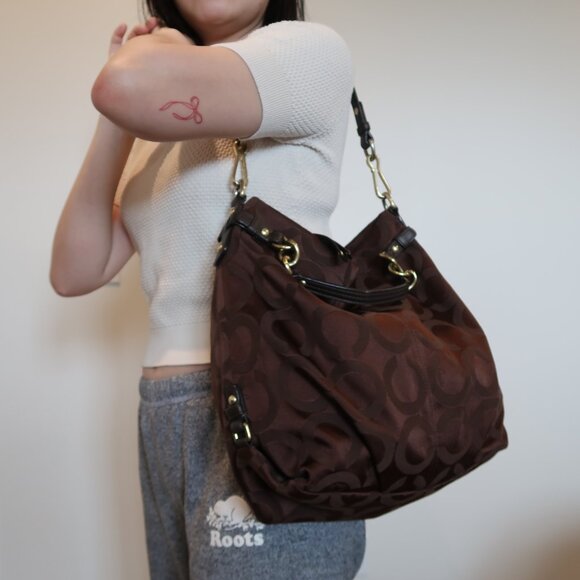 Coach H0969 - 14146 Chocolate Brown Canvas Hobo Bag - Picture 4 of 5